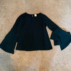 Bell sleeve blouse